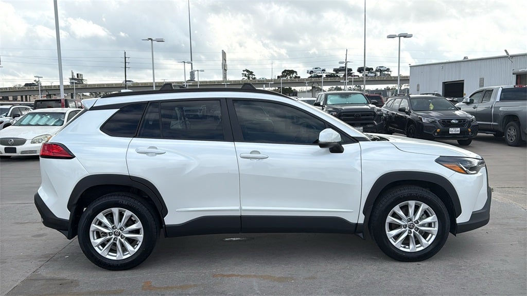 2022 Toyota Corolla Cross LE