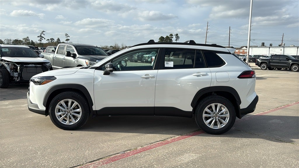 2026 Toyota Corolla Cross LE