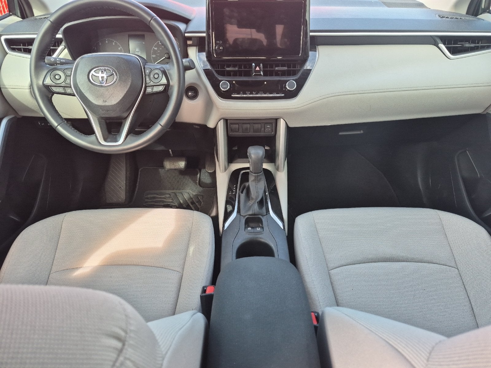 2025 Toyota Corolla Cross LE