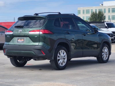2025 Toyota Corolla Cross LE