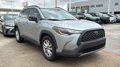 2025 Toyota Corolla Cross LE