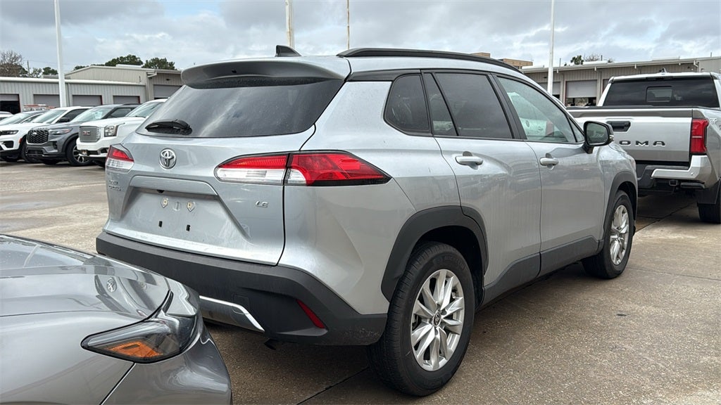 2025 Toyota Corolla Cross LE