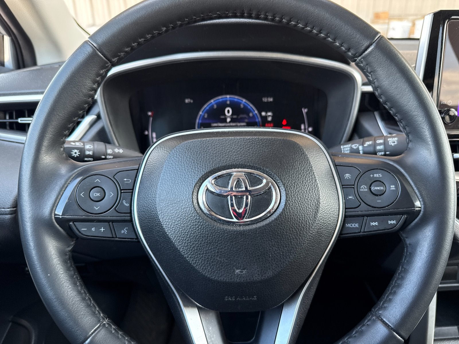 2025 Toyota Corolla Cross XLE
