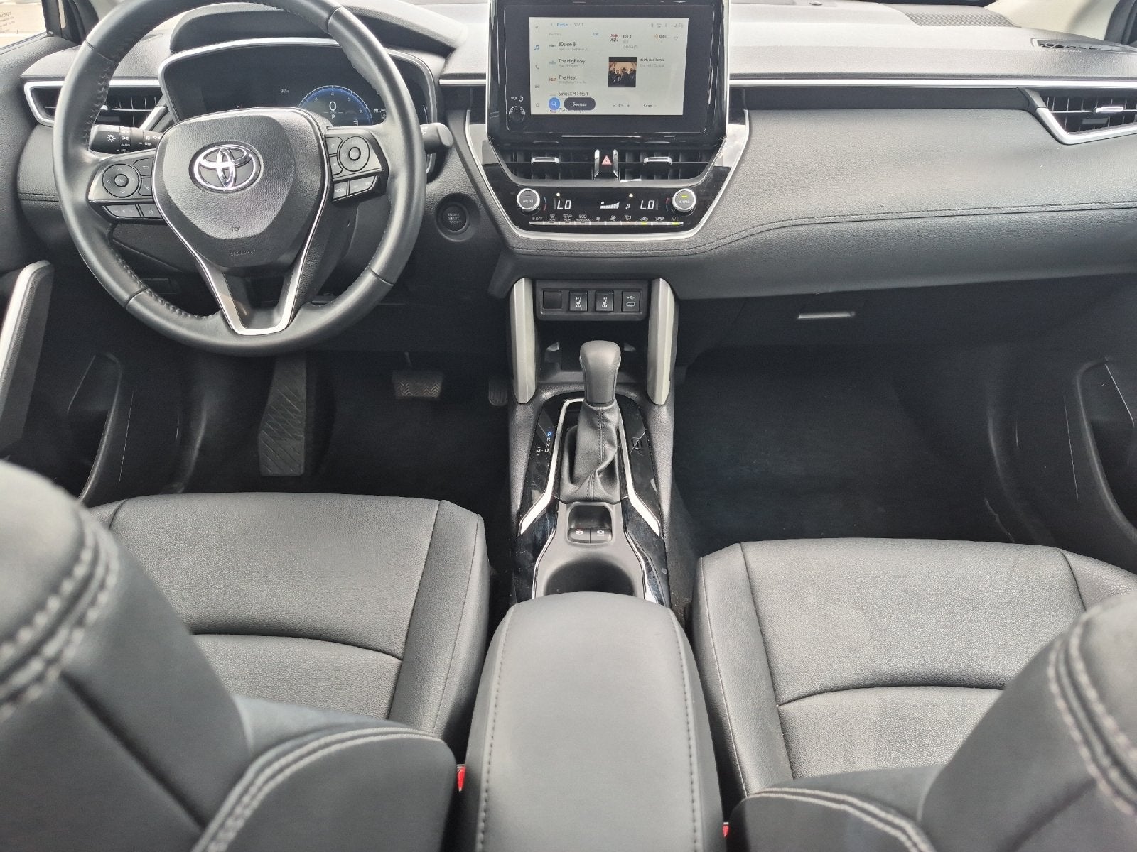 2025 Toyota Corolla Cross XLE