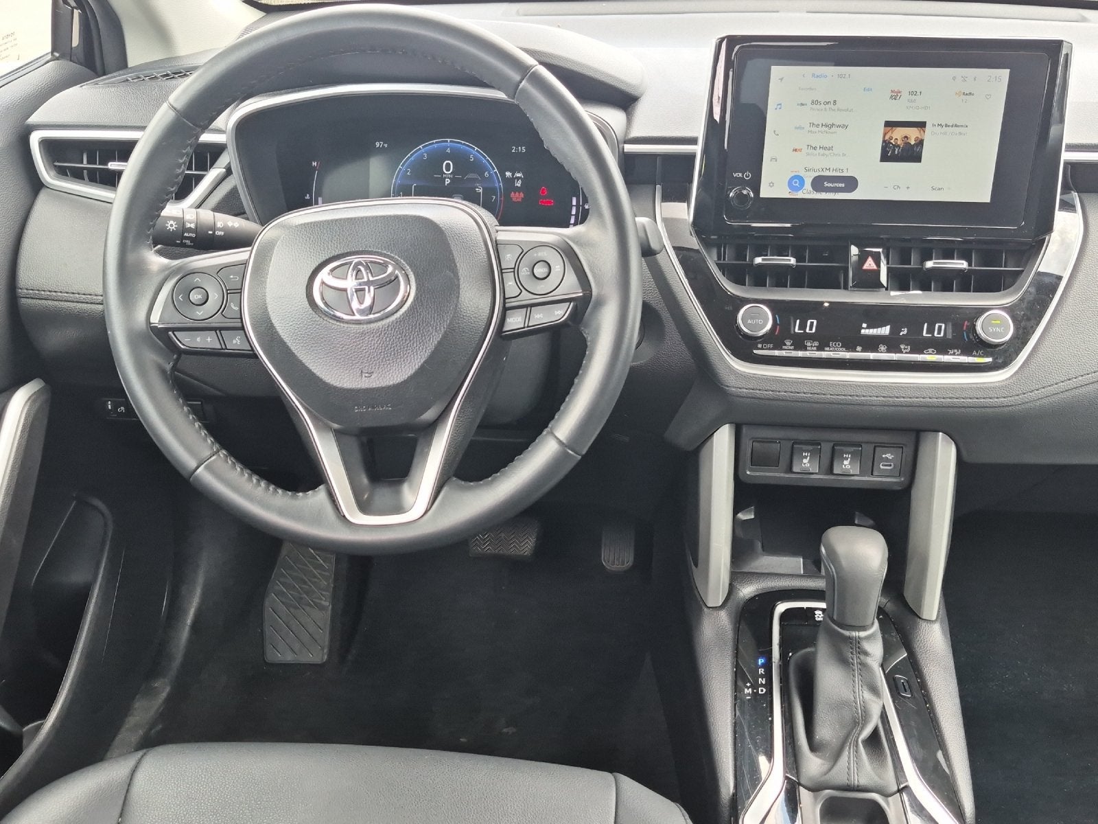 2025 Toyota Corolla Cross XLE