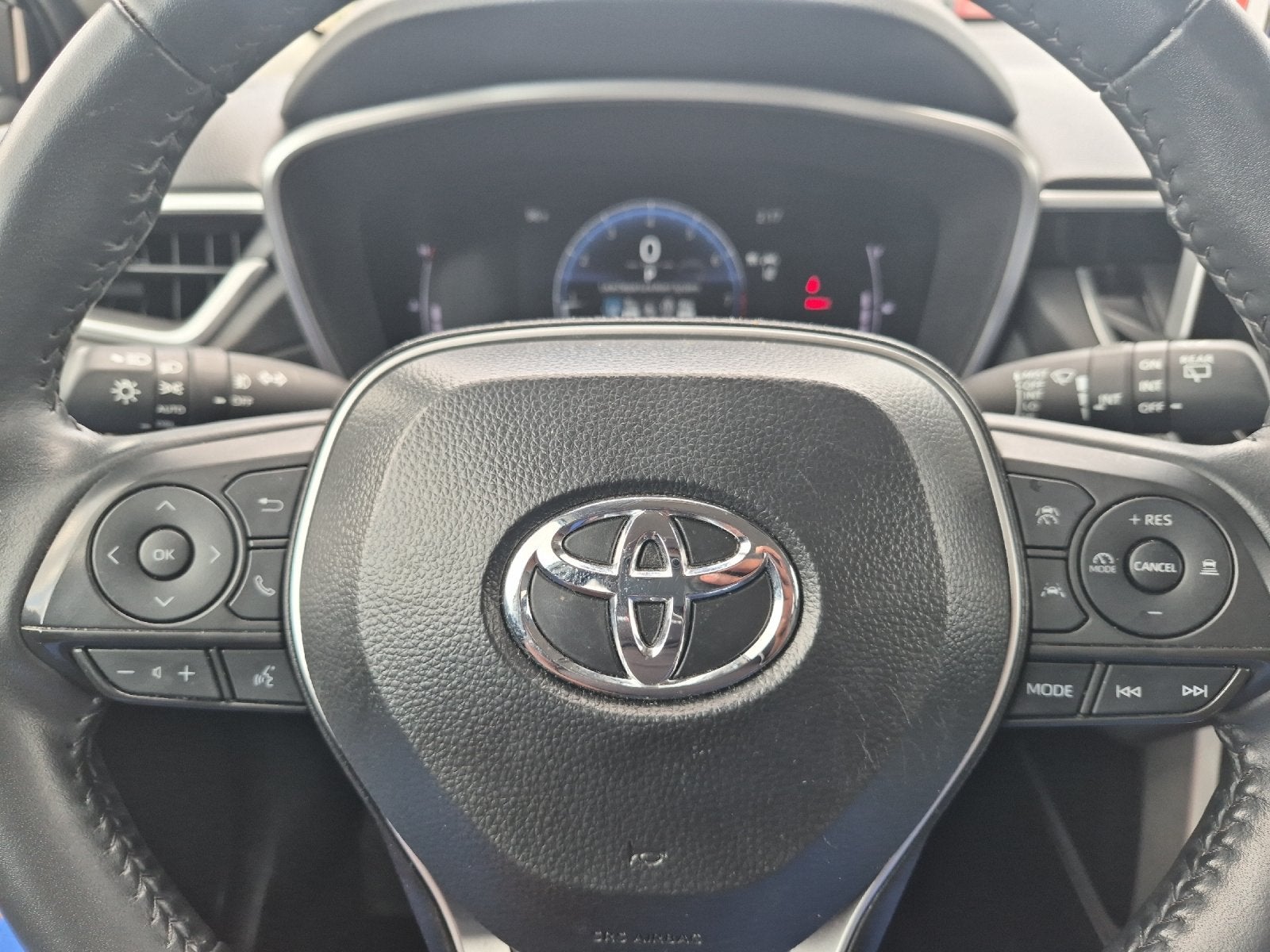 2025 Toyota Corolla Cross XLE