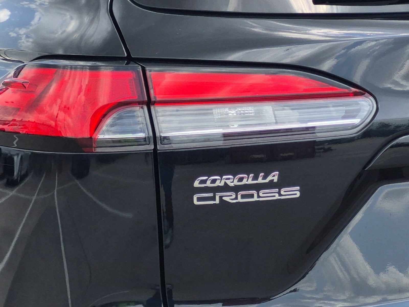 2025 Toyota Corolla Cross XLE