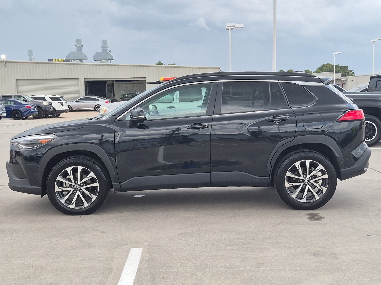 2025 Toyota Corolla Cross XLE
