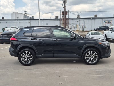 2025 Toyota Corolla Cross XLE