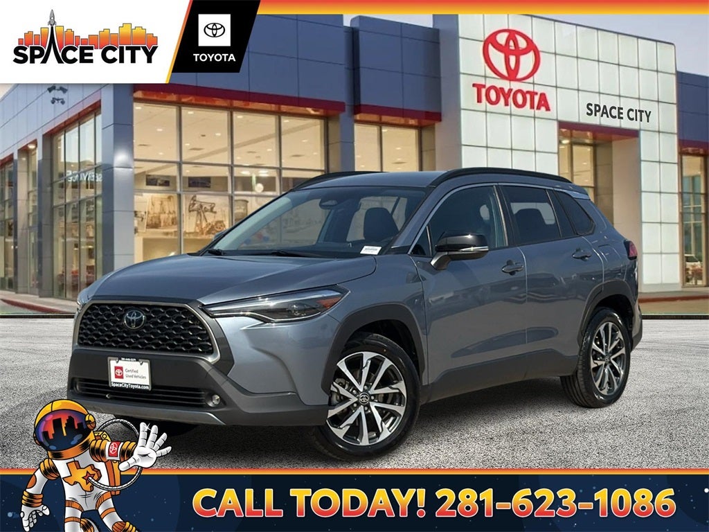 2025 Toyota Corolla Cross XLE