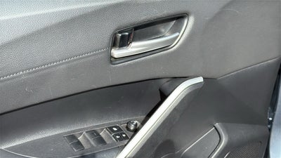 2025 Toyota Corolla Cross XLE