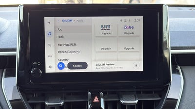 2025 Toyota Corolla Cross XLE