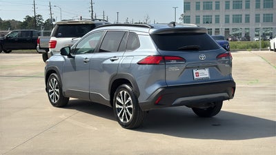 2025 Toyota Corolla Cross XLE