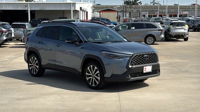 2025 Toyota Corolla Cross XLE