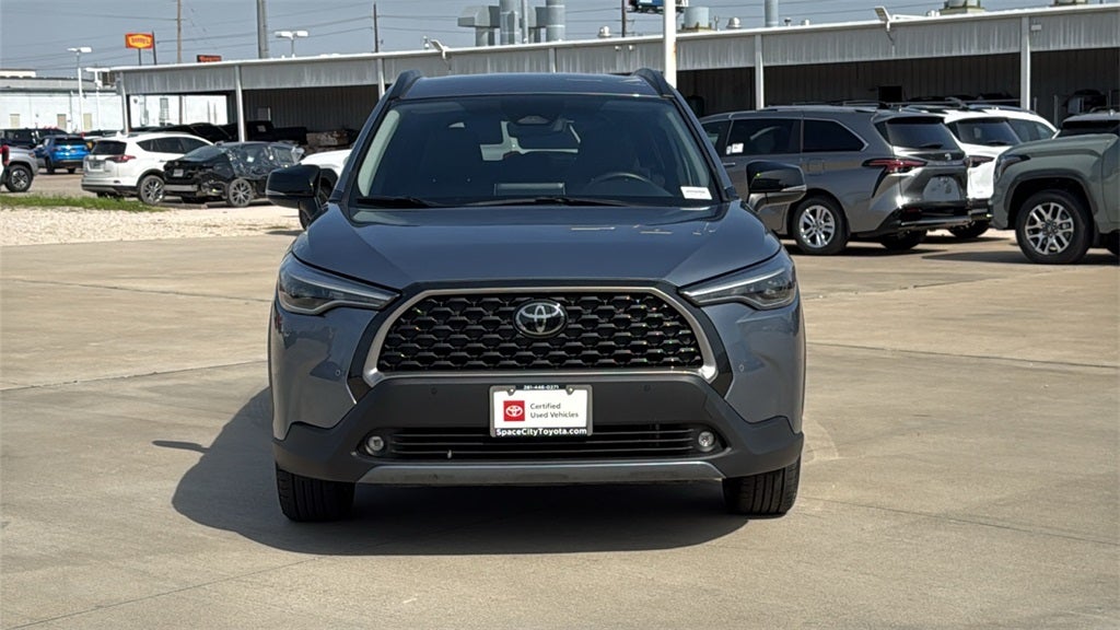 2025 Toyota Corolla Cross XLE