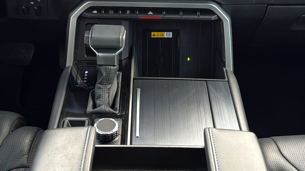 2024 Toyota SEQUOIA 4WD Platinum