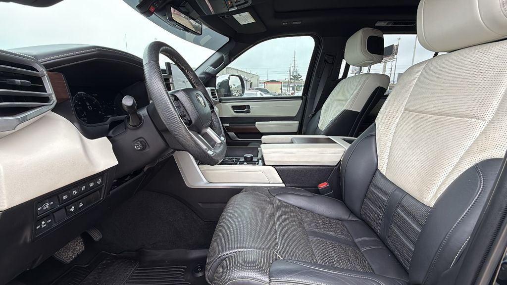 2024 Toyota SEQUOIA 4WD Capstone