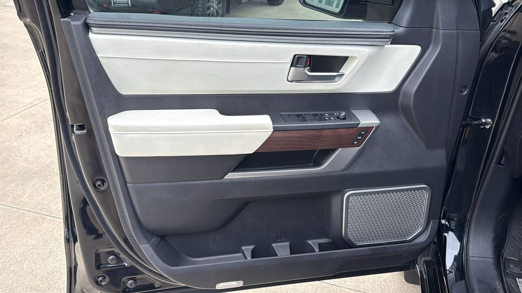 2024 Toyota SEQUOIA 4WD Capstone