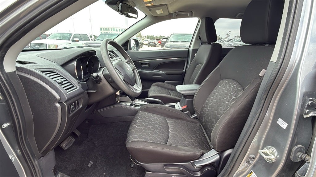 2024 Mitsubishi Outlander Sport 2.0 ES