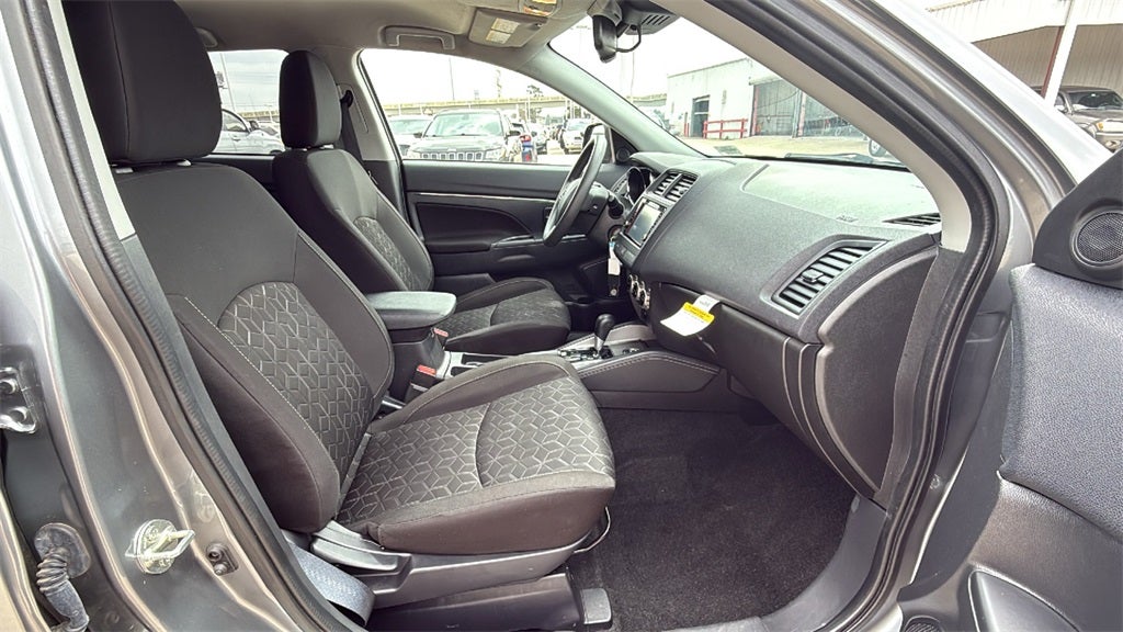 2024 Mitsubishi Outlander Sport 2.0 ES