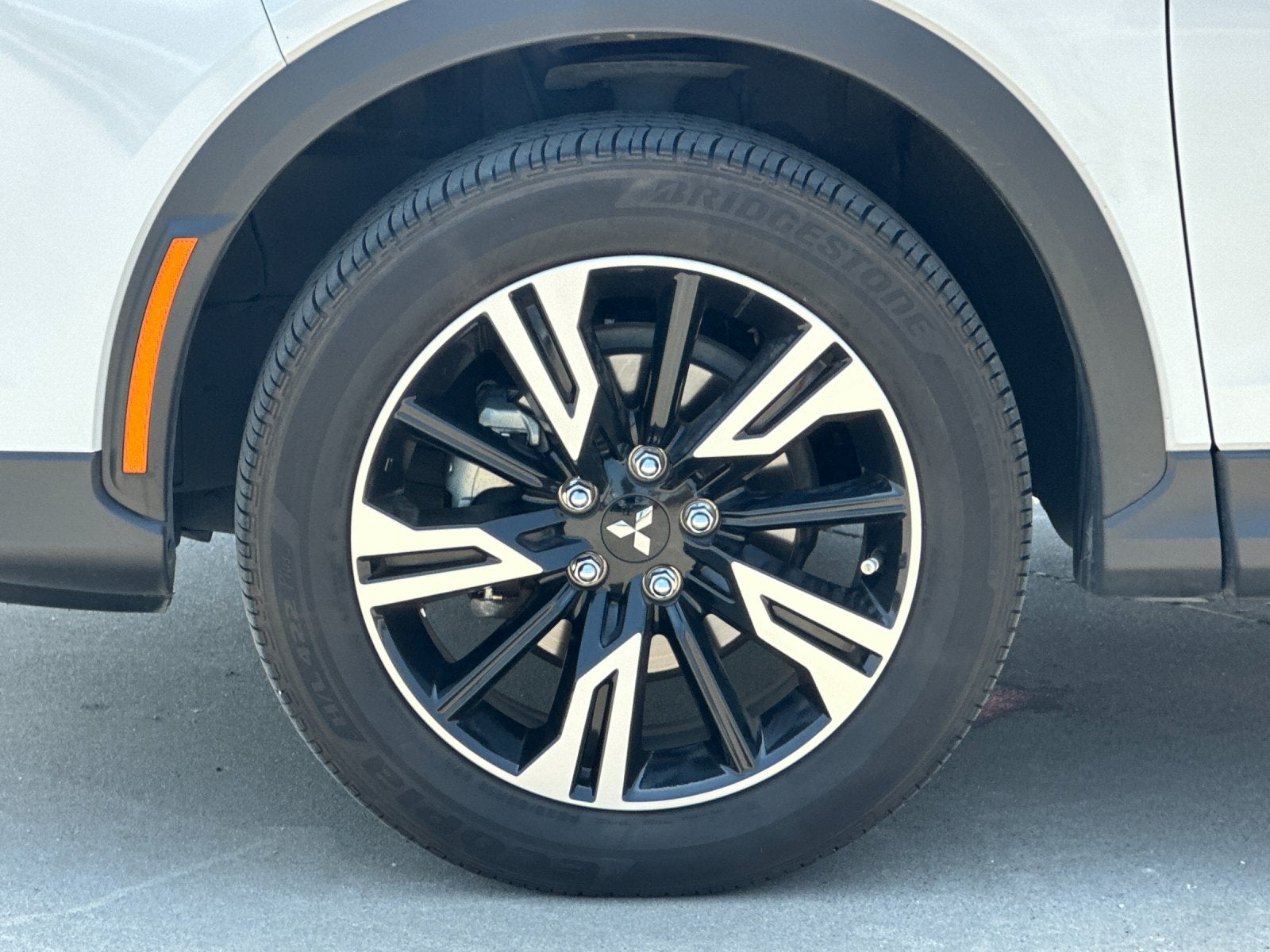 2023 Mitsubishi Eclipse Cross SE