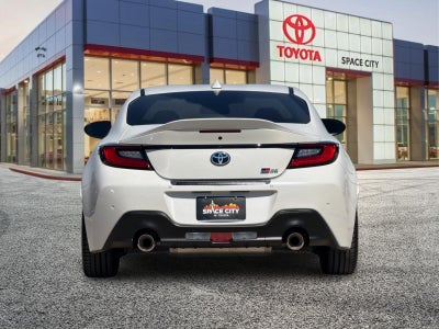 2027 Toyota GR86 Premium