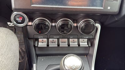 2024 Toyota GR86 Premium