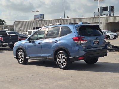 2020 Subaru Forester Premium Premium