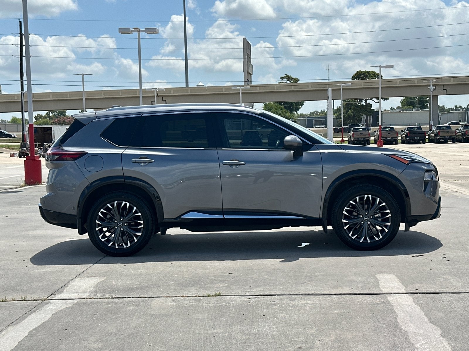 2024 Nissan Rogue Platinum