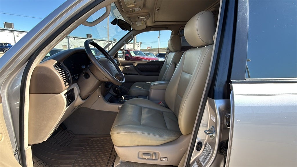 1999 Toyota LAND CRUISER Base