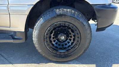 1999 Toyota LAND CRUISER Base