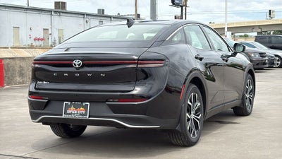 2026 Toyota Toyota Crown XLE