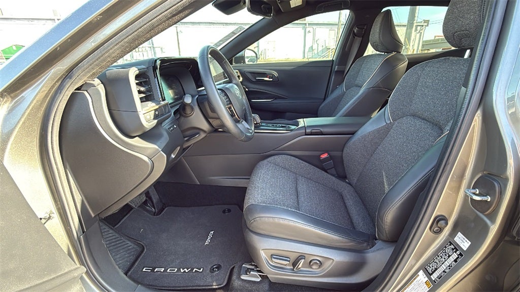 2023 Toyota Toyota Crown XLE XLE