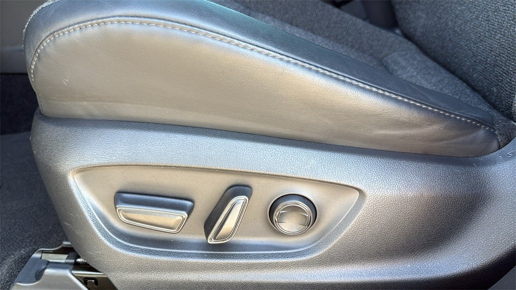 2023 Toyota Toyota Crown XLE XLE