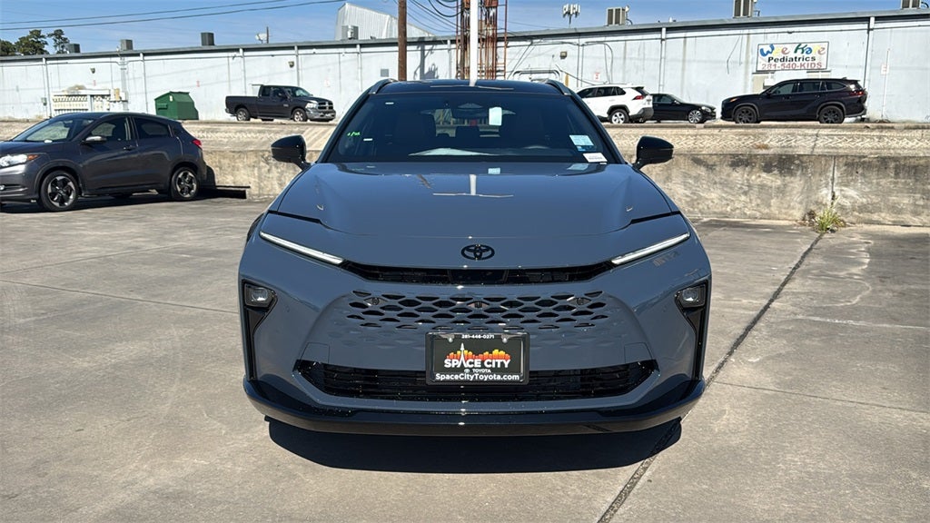 2026 Toyota Toyota Crown Signia Limited