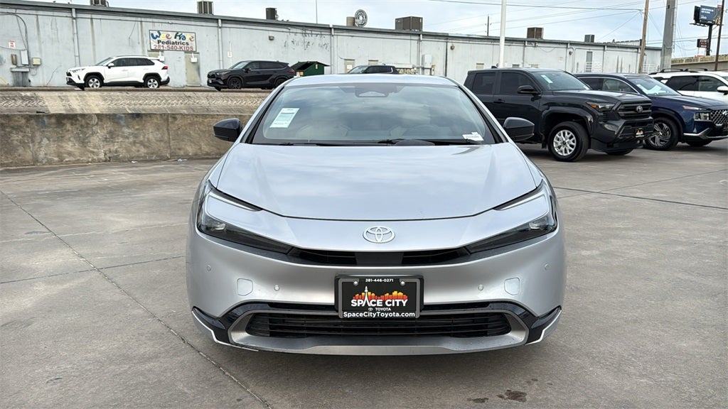 2023 Toyota PRIUS XLE