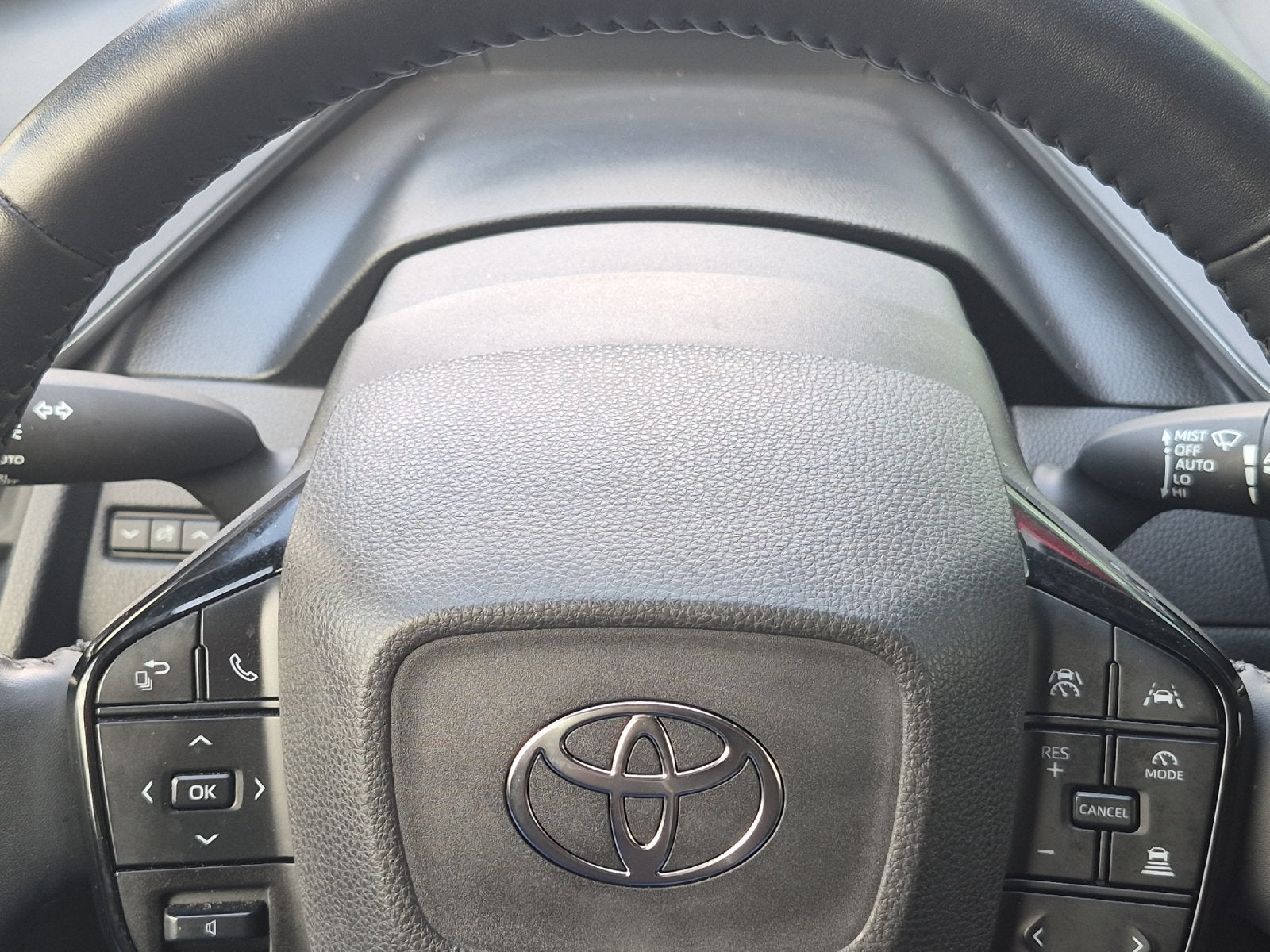 2023 Toyota Prius XLE