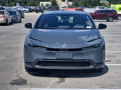 2025 Toyota Prius LE