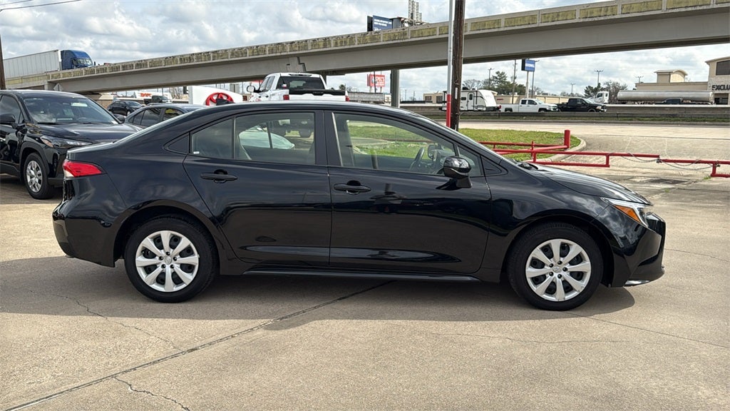2025 Toyota COROLLA HYBRID LE