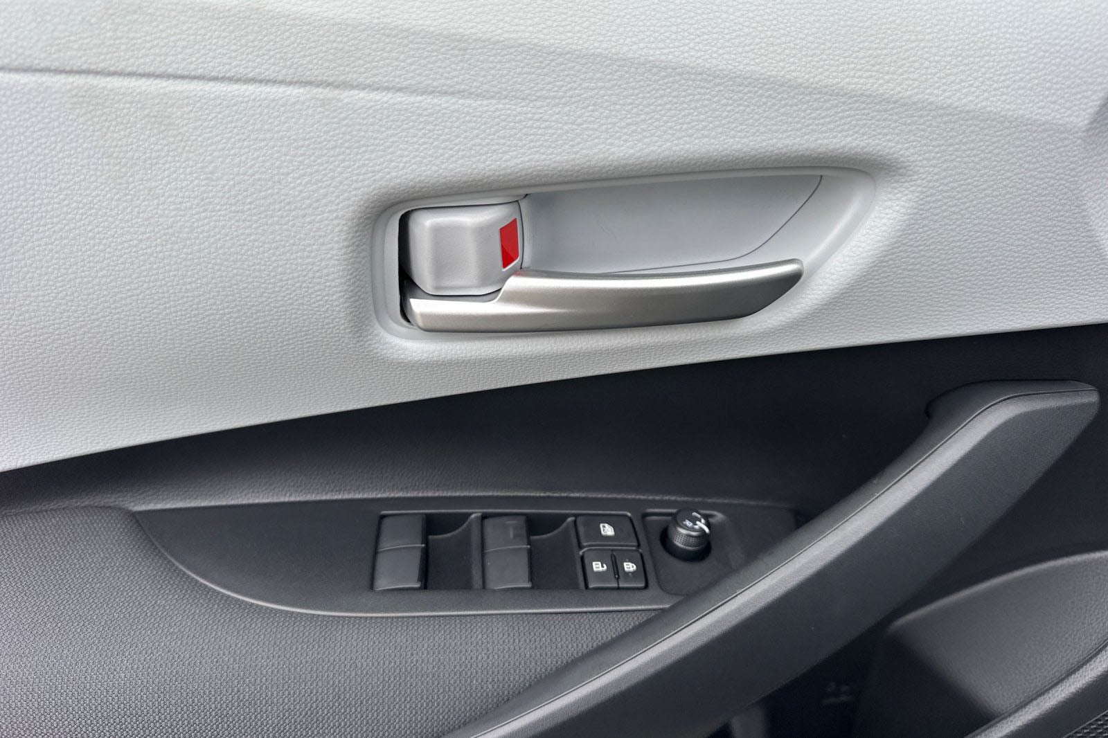 2027 Toyota Corolla Hybrid Hybrid SE