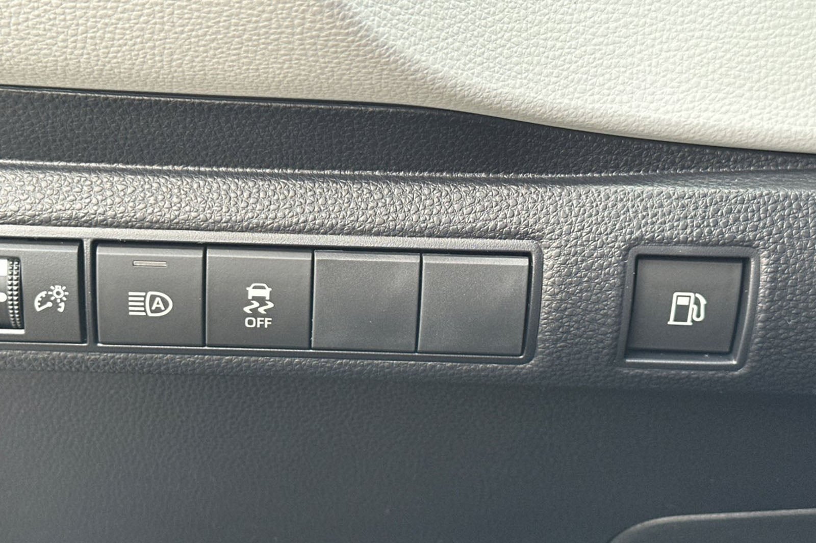 2027 Toyota Corolla Hybrid Hybrid SE