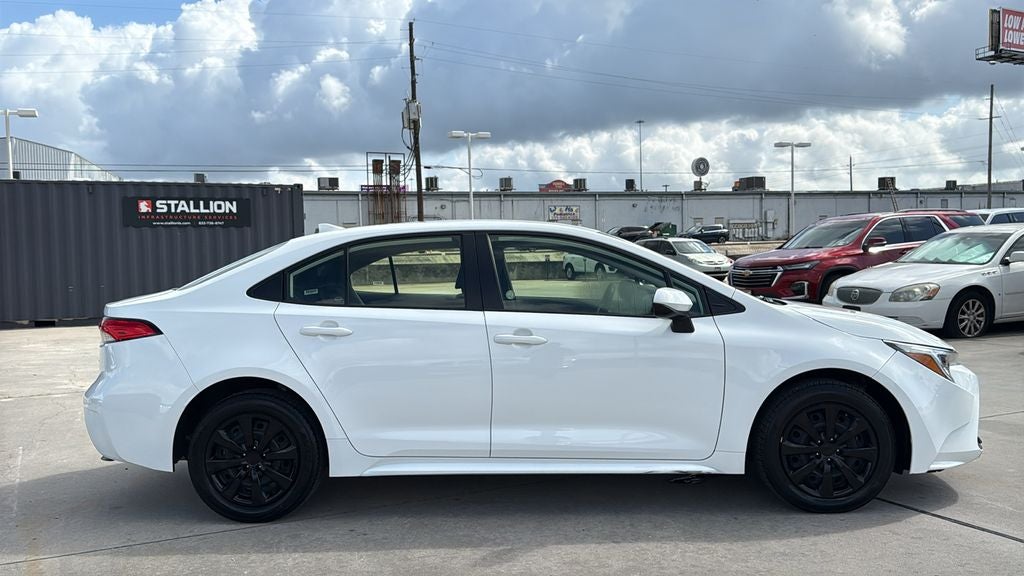 2025 Toyota COROLLA HYBRID LE