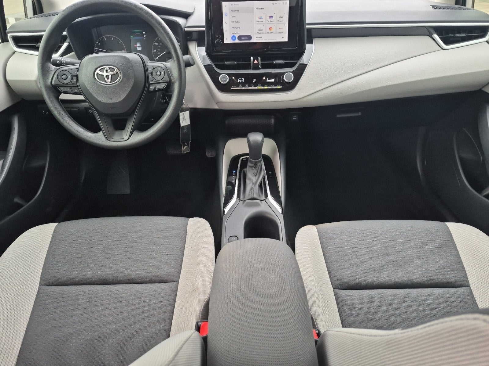 2025 Toyota Corolla Hybrid LE