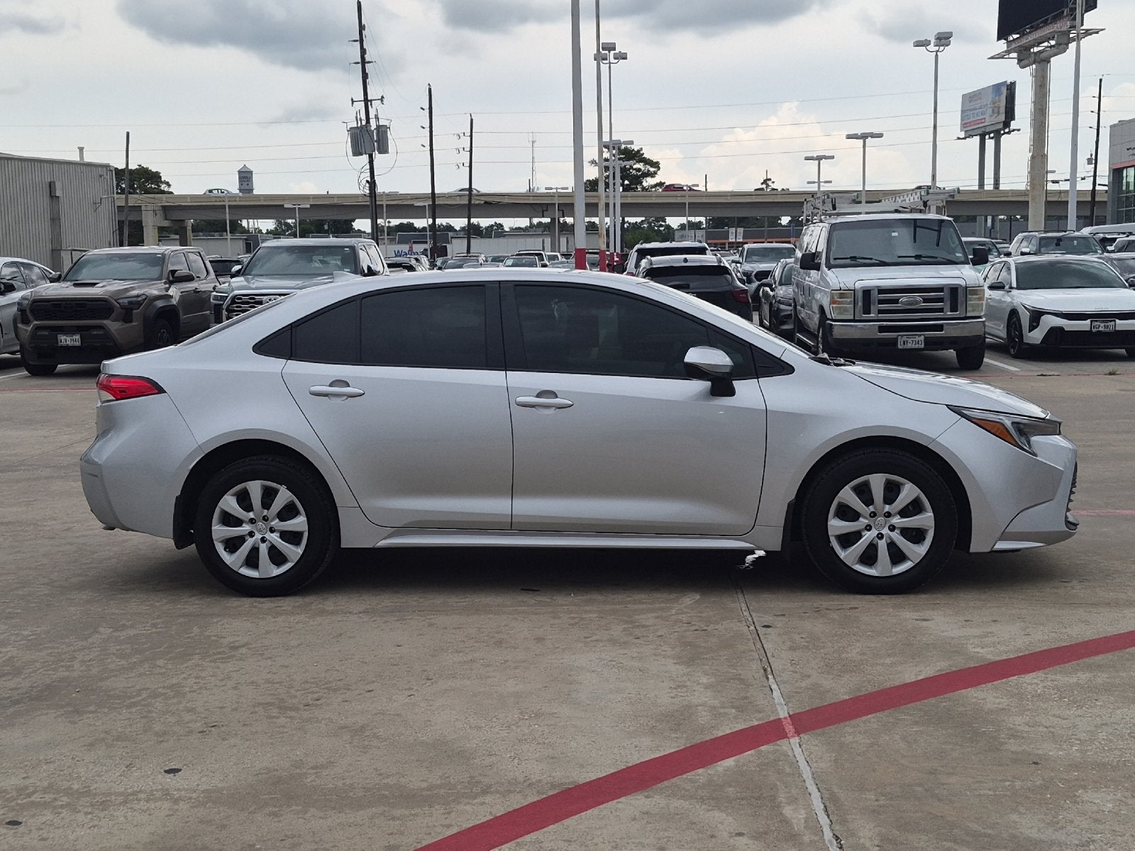 2025 Toyota Corolla Hybrid LE