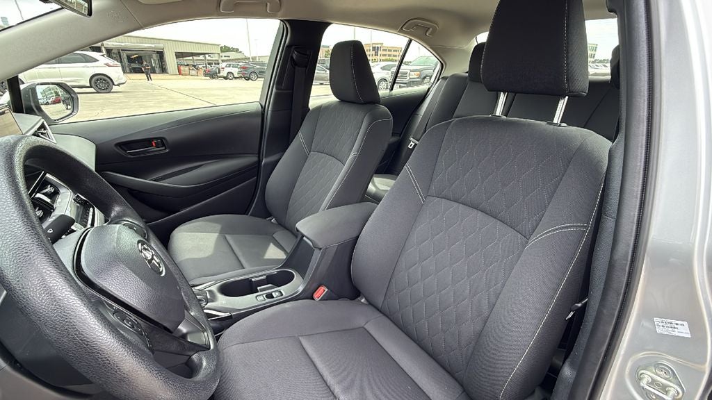 2025 Toyota COROLLA HYBRID LE