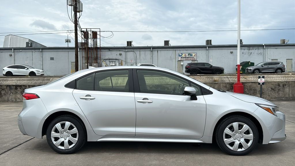 2025 Toyota COROLLA HYBRID LE