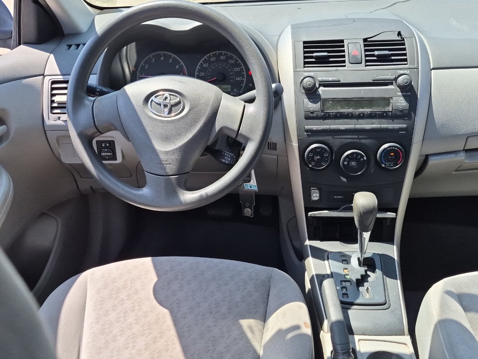 2009 Toyota COROLLA LE