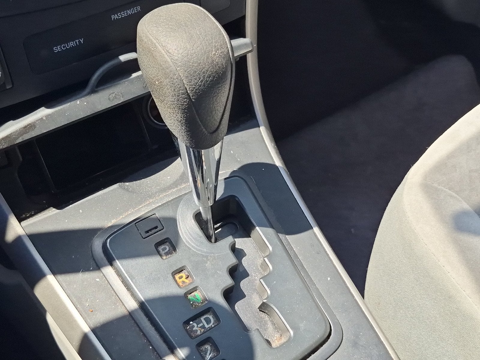 2009 Toyota COROLLA LE