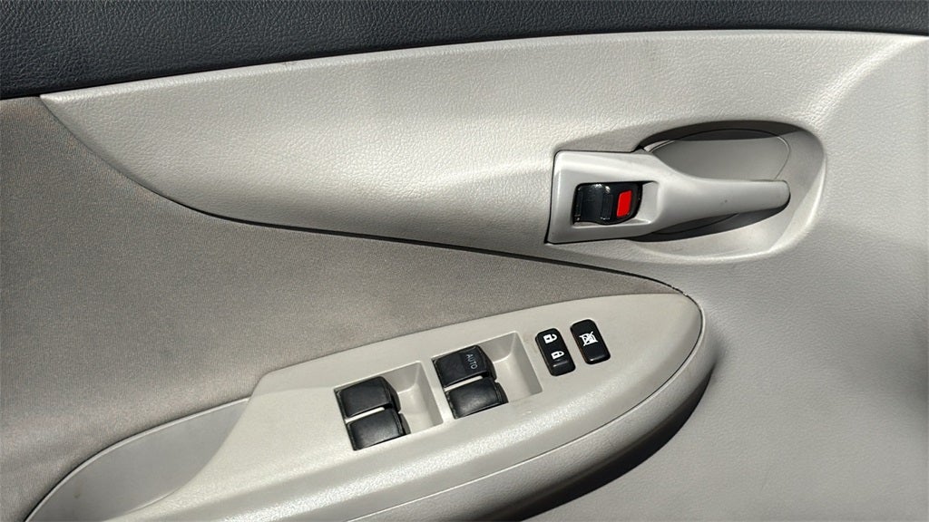 2012 Toyota COROLLA L