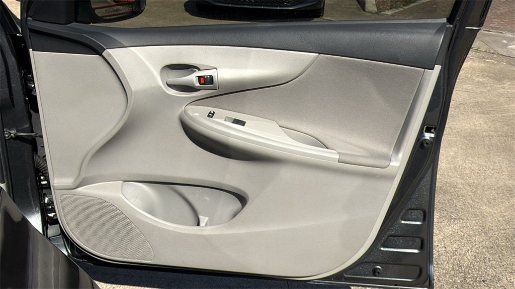 2012 Toyota COROLLA L